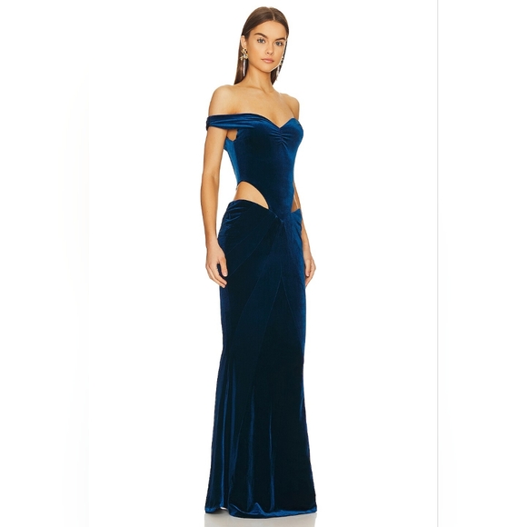 7. NWT RETROFETE GIADA VELVET DRESS IN NAVY